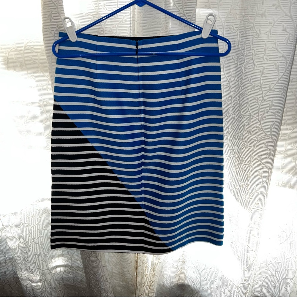 J.Crew stripped skirt - Picture 3 of 5